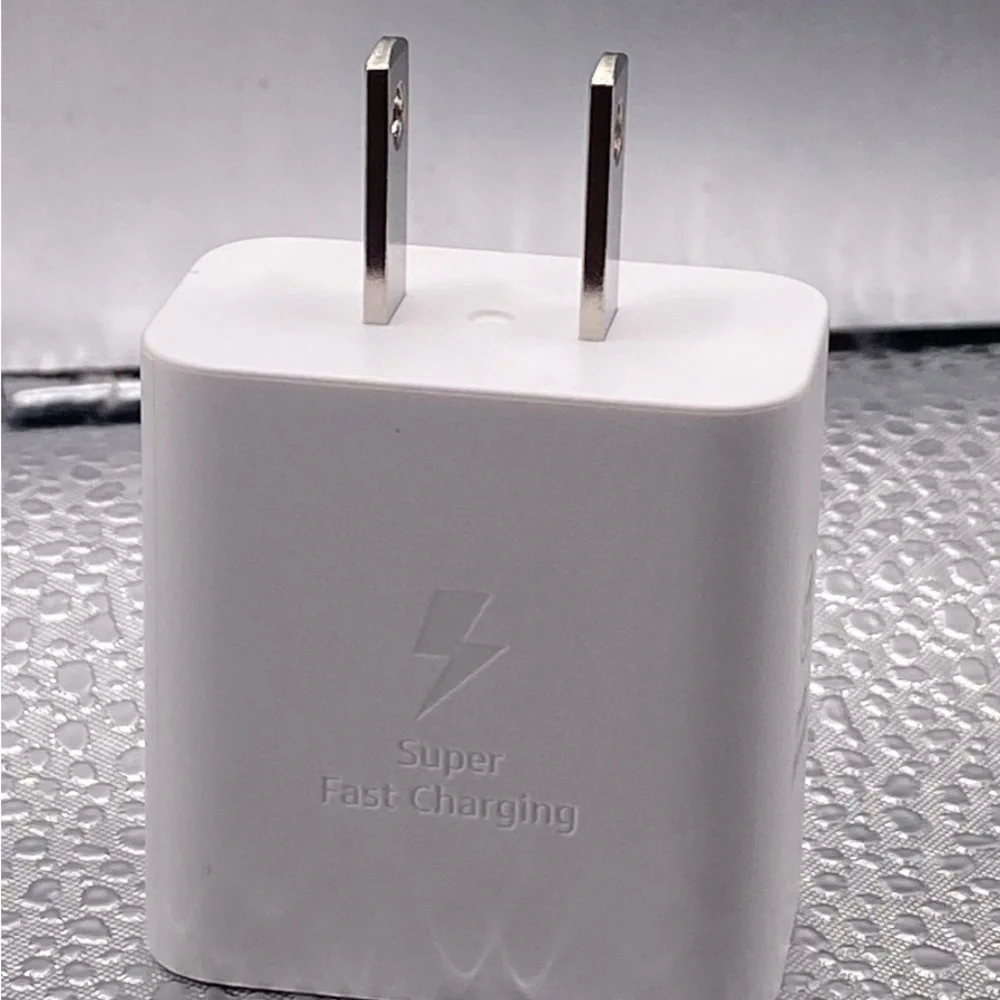 Samsung 25W Power Adapter in White
